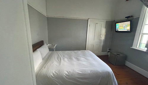 Economy Double Room, 1 Double Bed