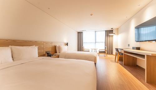 Premium Twin Room