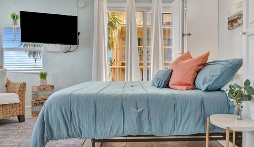 Signature Single Room, Bay View