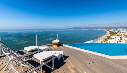 Luxury Apartment, 4 Bedrooms, Ocean View