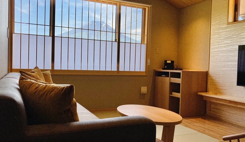 Deluxe Apartment, Balcony, Mountain View