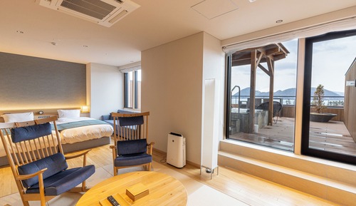 Japanese Western Style Room with Onsen Open-Air Bath (Lake View) West Wing, Non-Smoking