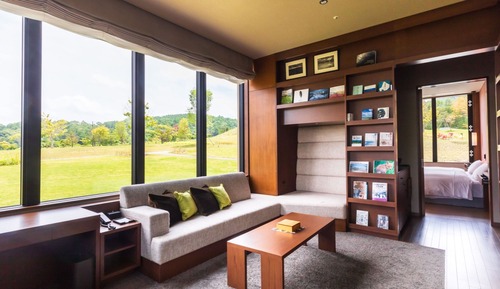 Deluxe Design Twin Room with Onsen Open-Air (Wood-Deck) Bath East Wing, Non-Smoking