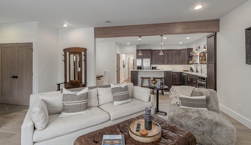 Condo, 2 Bedrooms