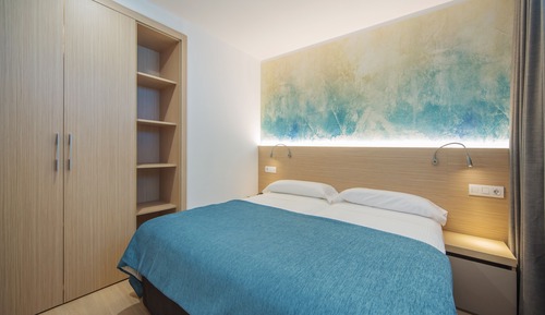 Deluxe Penthouse, 2 Bedrooms, Hot Tub, Sea View