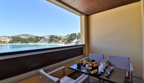 Family Suite, Beach View (Loggia)