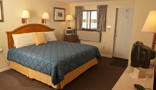 King Bed with Pull Out Twin Sofa