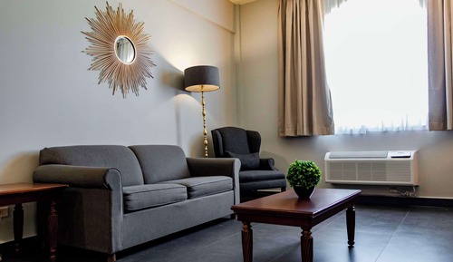 Suite, 1 King Bed, Non Smoking
