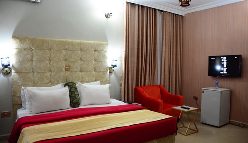 Standard Suite