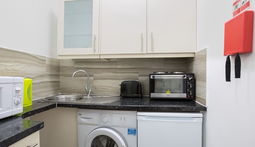 Superior Apartment, Private Bathroom (One-bedroom)