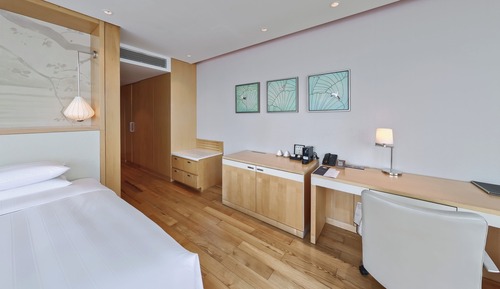 Junior Twin Room (Club )