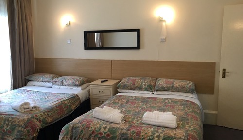 Family Room (Ensuite 5 Adults)