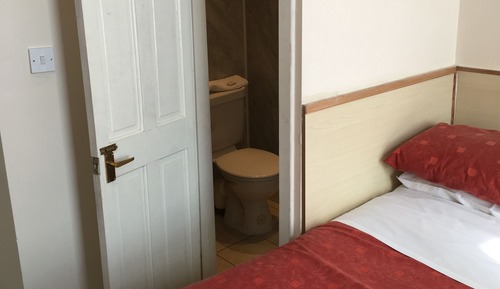 Family Room (Ensuite 3 Adults)