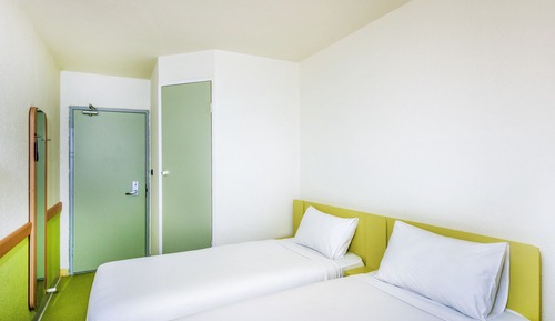 Standard Room, 2 Twin Beds