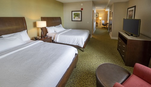 Room, 2 Queen Beds (Drinks & Snacks)