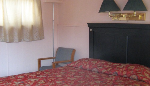 Standard Room, 1 Queen Bed