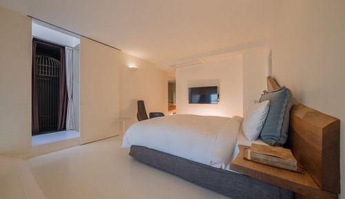 Triple Cinema Penthouse