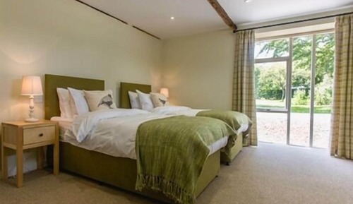 Classic Twin Room, Ensuite (The Willow)