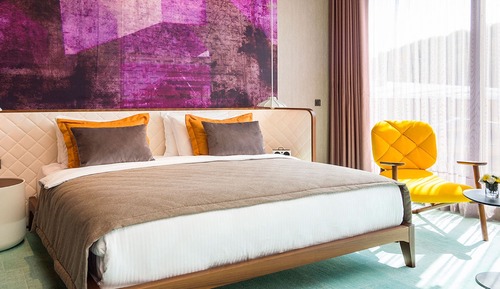 Executive Suite