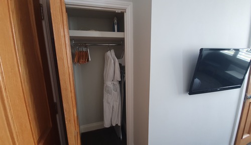 Superior Room, 1 King Bed, Beach View