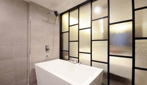 Double Room - Pay at property does not accept credit card.