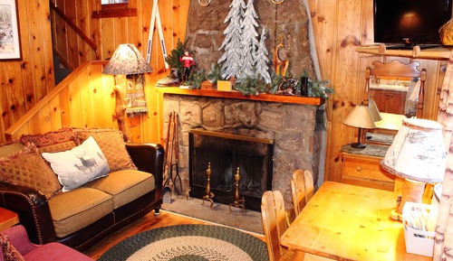 9 - Elkhorn Cabin