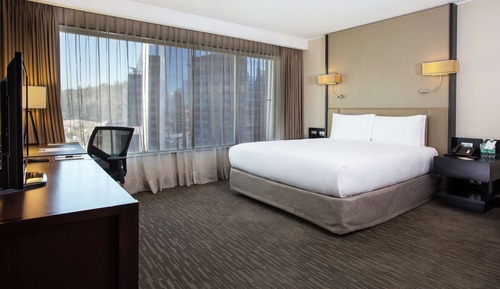 Deluxe Room, 1 King Bed