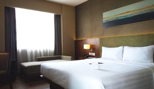 Deluxe Double Bed