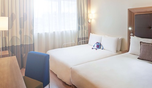 Superior Room, 1 Queen Bed with Sofa bed