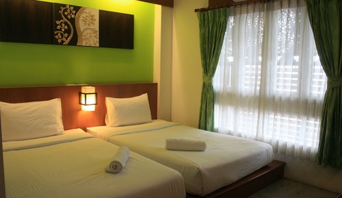 Standard Twin Room
