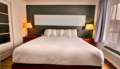 Junior Suite, 1 King Bed with Sofa bed