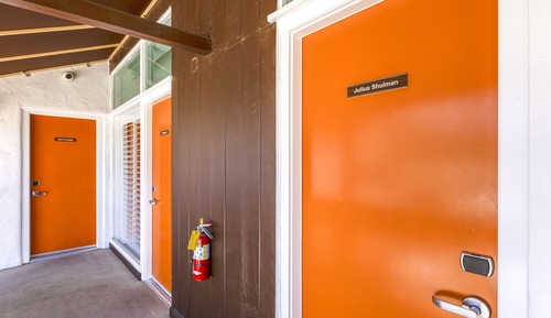 Deluxe Room, 1 King Bed, Kitchen, Mountain View