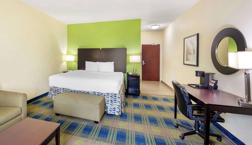 Suite, Multiple Beds, Accessible, Non Smoking (with Sofabed)