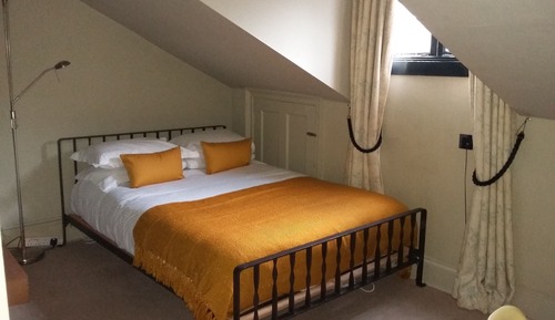 Basic Double Room (Slope Ceiling)