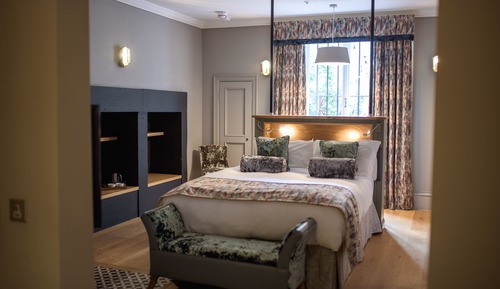 Mini Suite