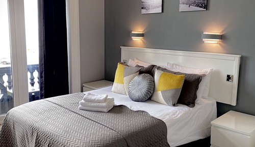 Double Room, Ensuite, Sea View (Balcony)