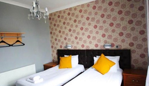 Standard Twin Room, Ensuite