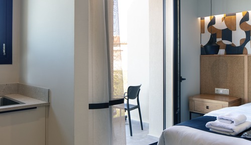 Junior Studio Suite