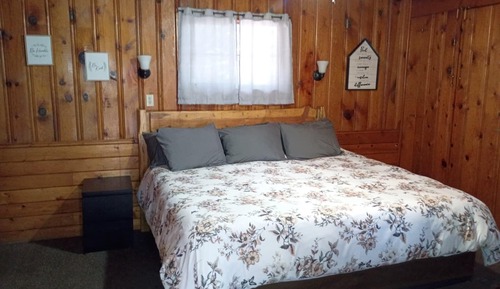 Deluxe Cabin