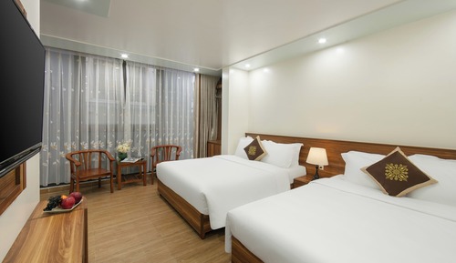 Gallery Quadruple Room