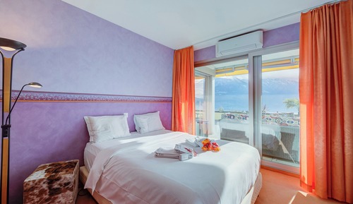 Family Apartment, 2 Bedrooms, 2 Bathrooms, Mountainside (Panorama maggiore apartment)