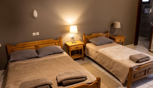 Basic Triple Room, 1 Bedroom, Non Smoking