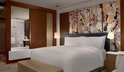 1 Bedroom Club Suite