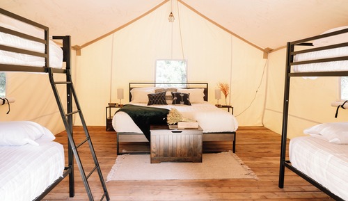 Yellowstone Luxury Safari Tent, Sleeps 6