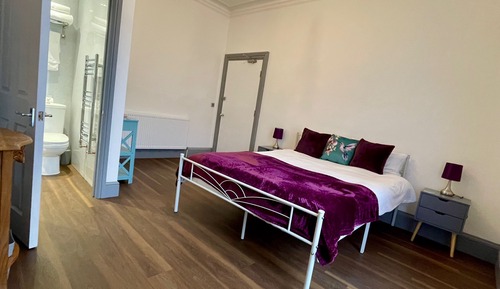 Design Double Room (Room 16 Lily Room)