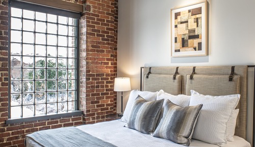 Signature Apartment