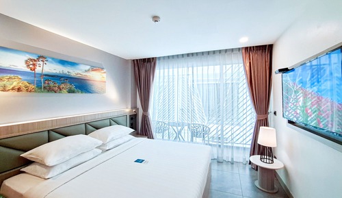 Superior Standard King Room Balcony