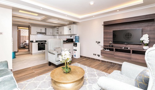 Superior Apartment