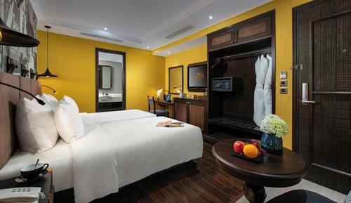 Premium Deluxe City View