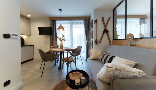 Superior Apartment, 1 Bedroom, Mountainside